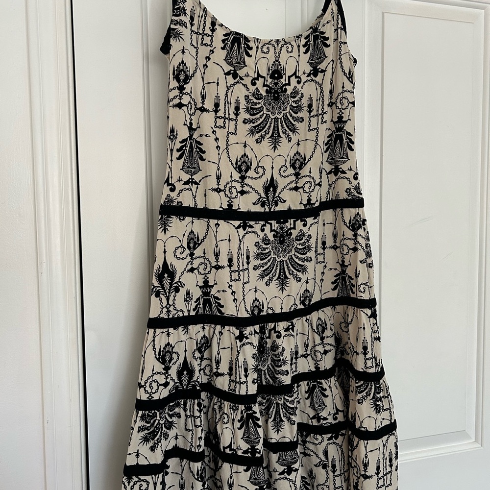 Diane Von Furstenberg Black and White Silk Dress - Picture 6 of 7